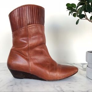 Frye Sam Boots Tan Wedge 8.5 Ankle